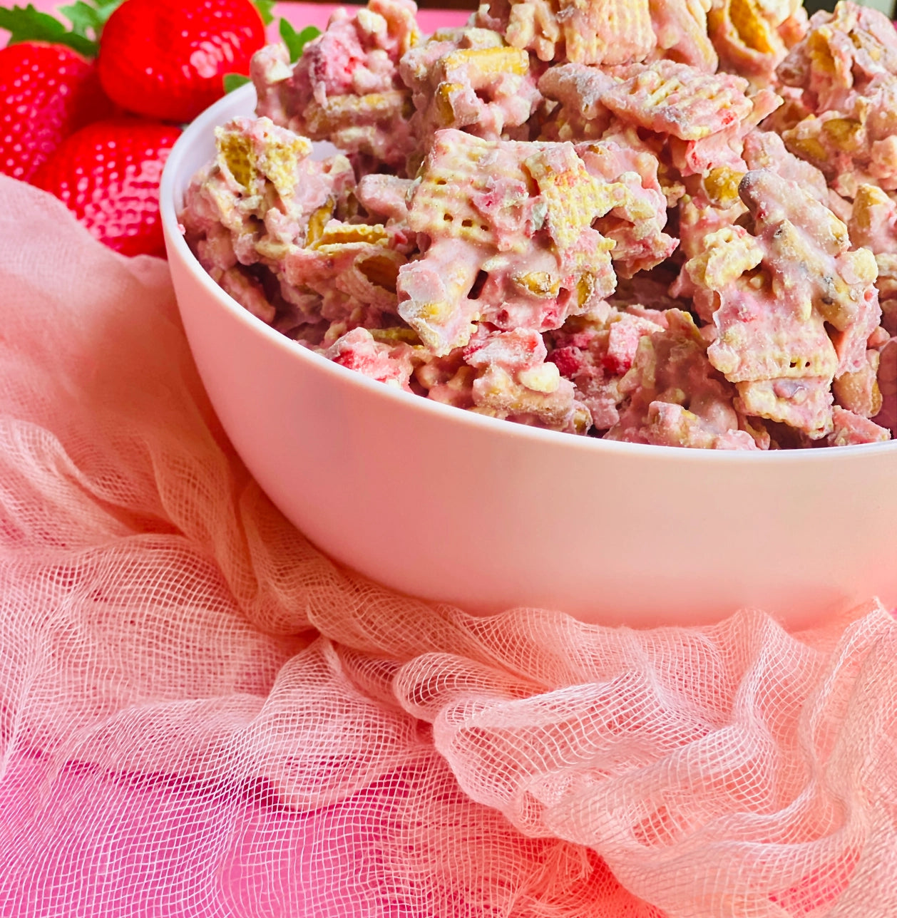 2 Pack Strawberry Chunk Nibbles Snack Packs 2oz